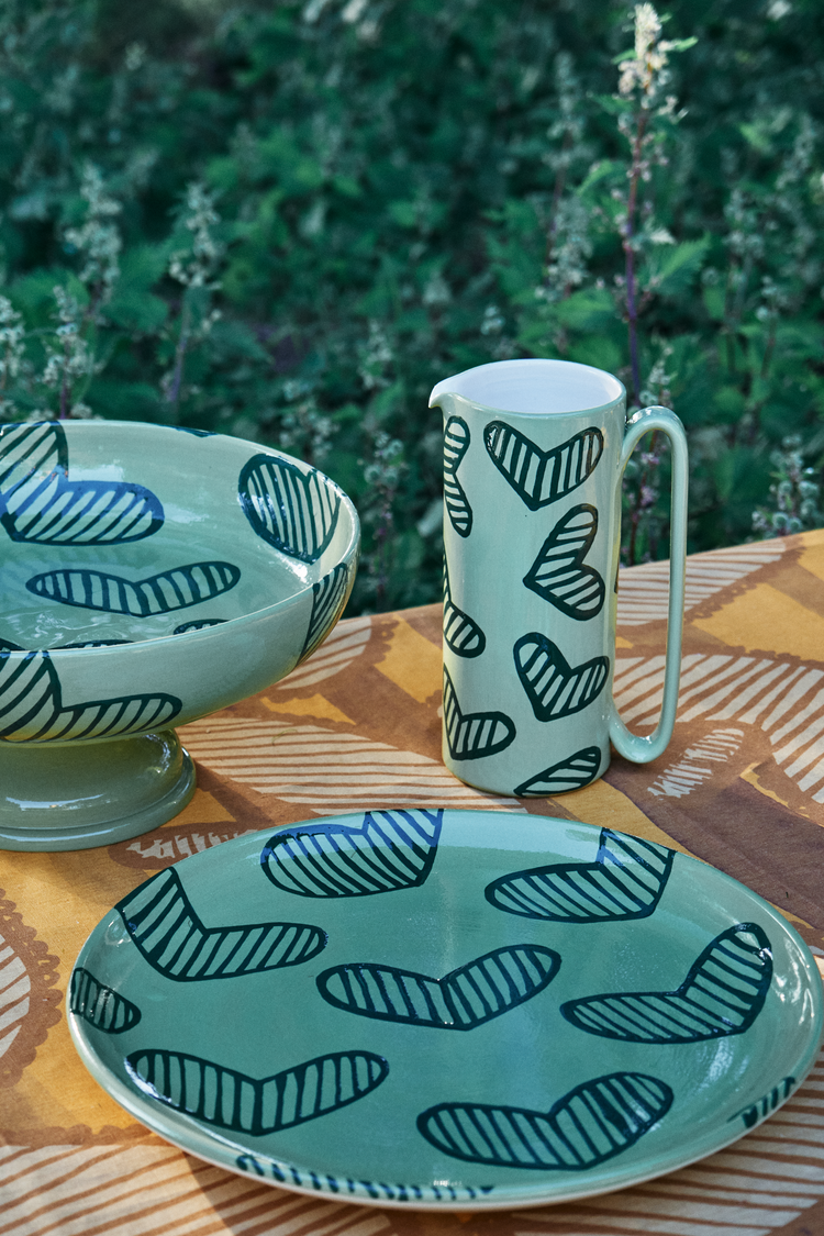 Hearts Hand-Painted Green Ceramic Cake Stand