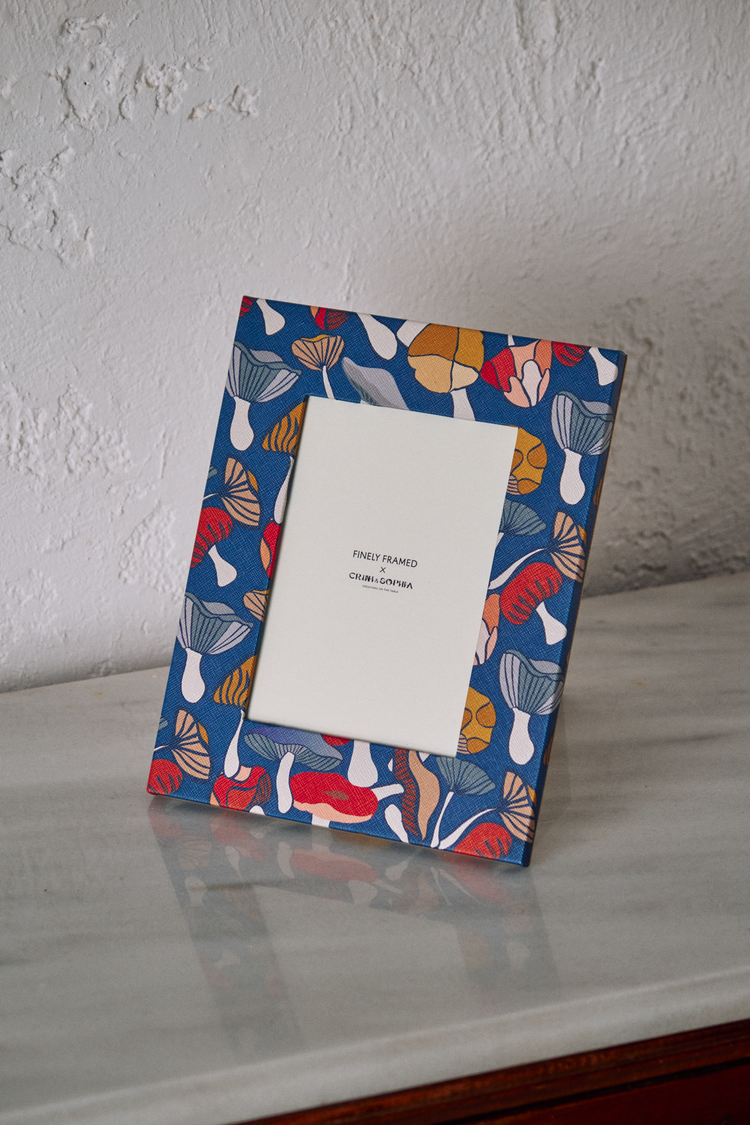 Wonderland Blue Photo Frame